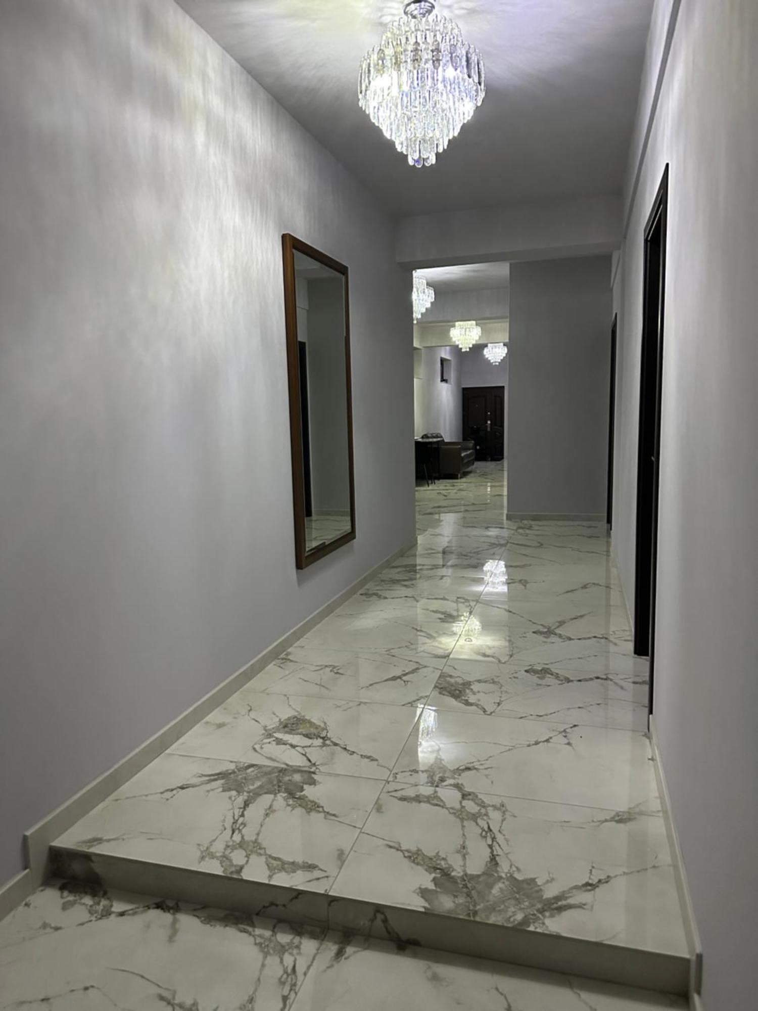 Modern House Hotel Máramarossziget Kültér fotó